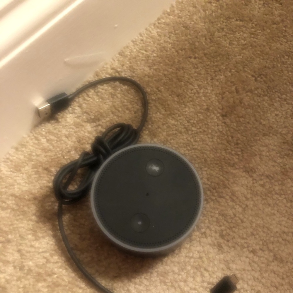 AMAZON ECHO DOT